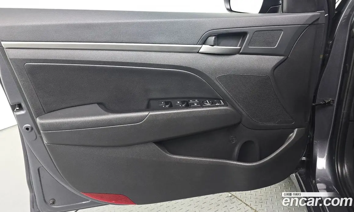 Hyundai Avante 2019 1.6 автомат (гидро), фото 14 Hyundai Avante 2019 1.6 автомат (гидро), фото 14