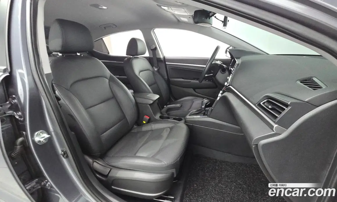 Hyundai Avante 2019 1.6 автомат (гидро), фото 17 Hyundai Avante 2019 1.6 автомат (гидро), фото 17
