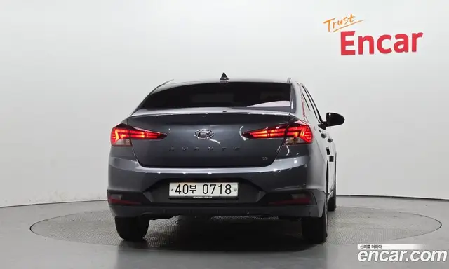 Hyundai Avante 2019 1.6 автомат (гидро), миниатюра 4 Hyundai Avante 2019 1.6 автомат (гидро), миниатюра 4