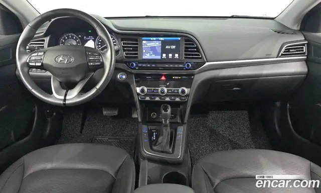Hyundai Avante 2019 1.6 автомат (гидро), миниатюра 10 Hyundai Avante 2019 1.6 автомат (гидро), миниатюра 10