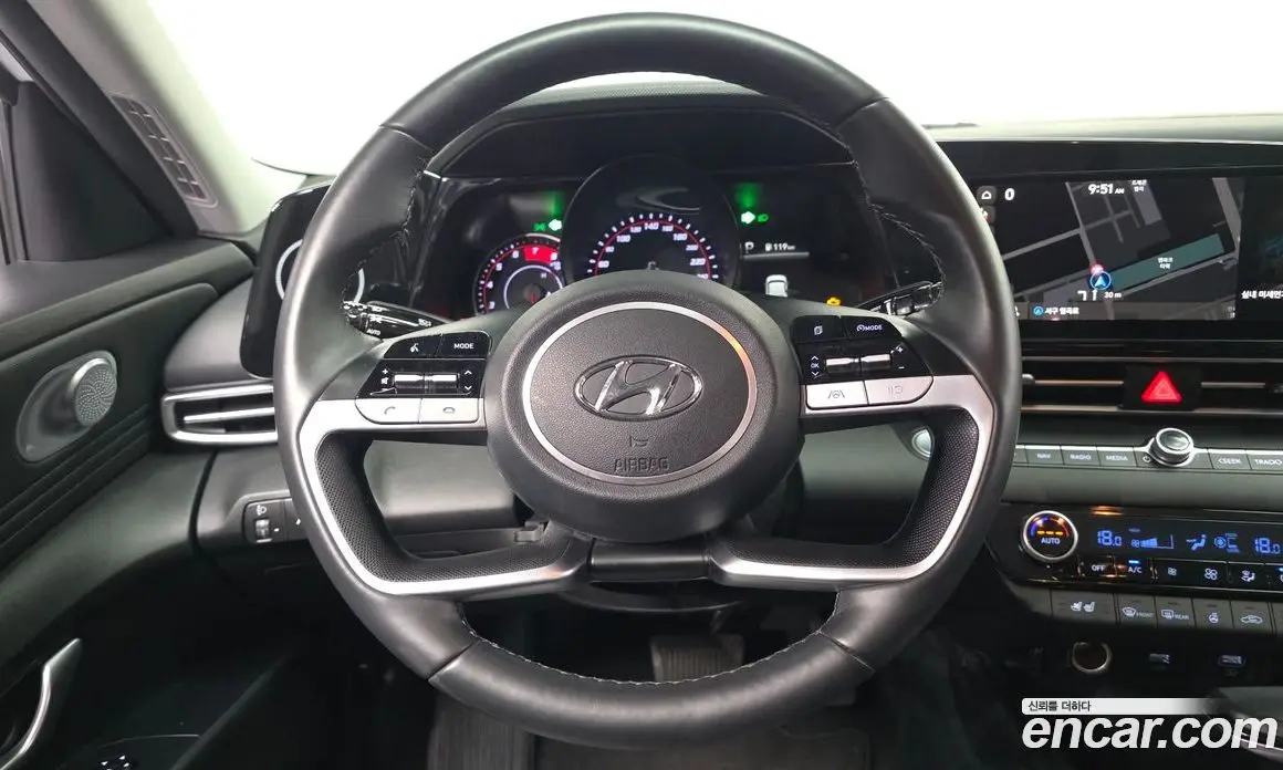 Hyundai Avante 2022 1.6 автомат (гидро), фото 19