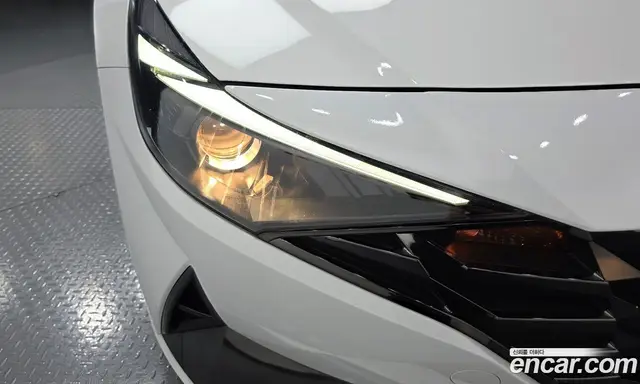 Hyundai Avante 2022 1.6 автомат (гидро), миниатюра 8