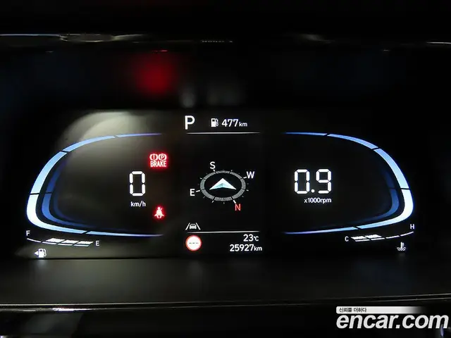 Hyundai Avante 2024 1.6 автомат (гидро), миниатюра 8