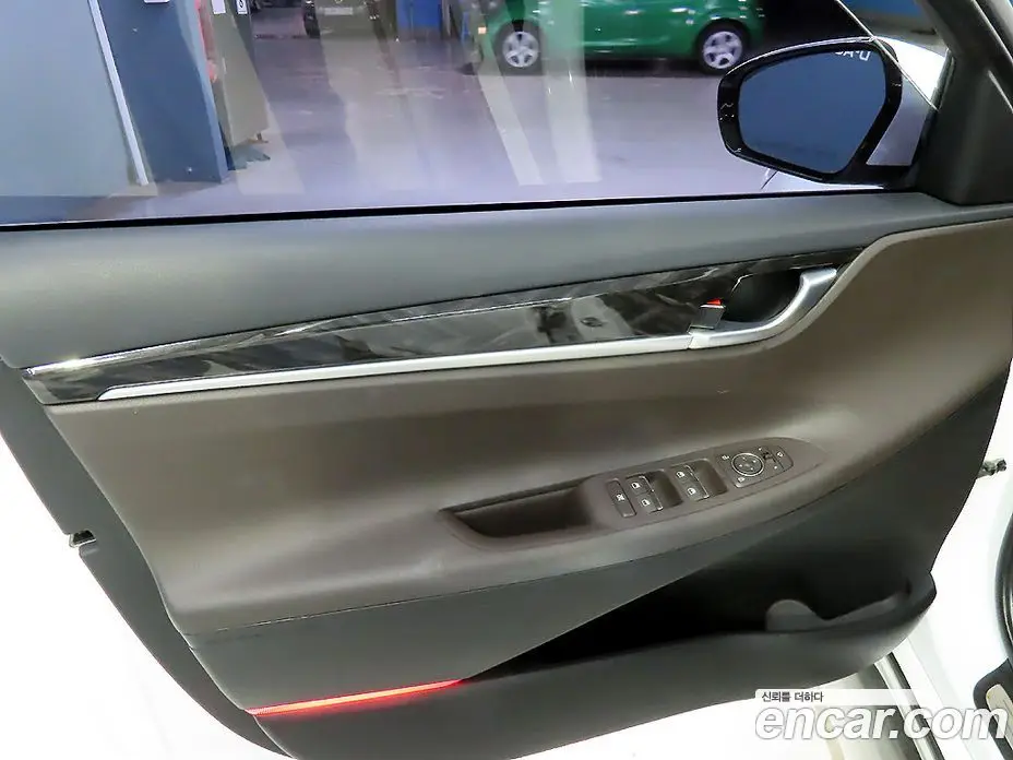 Hyundai Grandeur 2018 2.4 автомат (гидро), фото 15