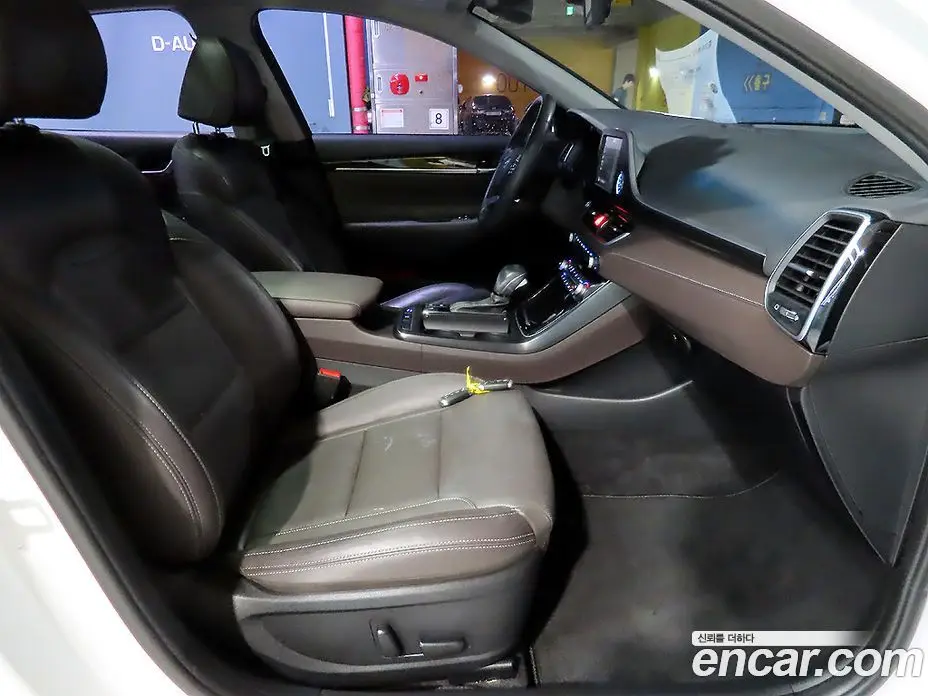 Hyundai Grandeur 2018 2.4 автомат (гидро), фото 8
