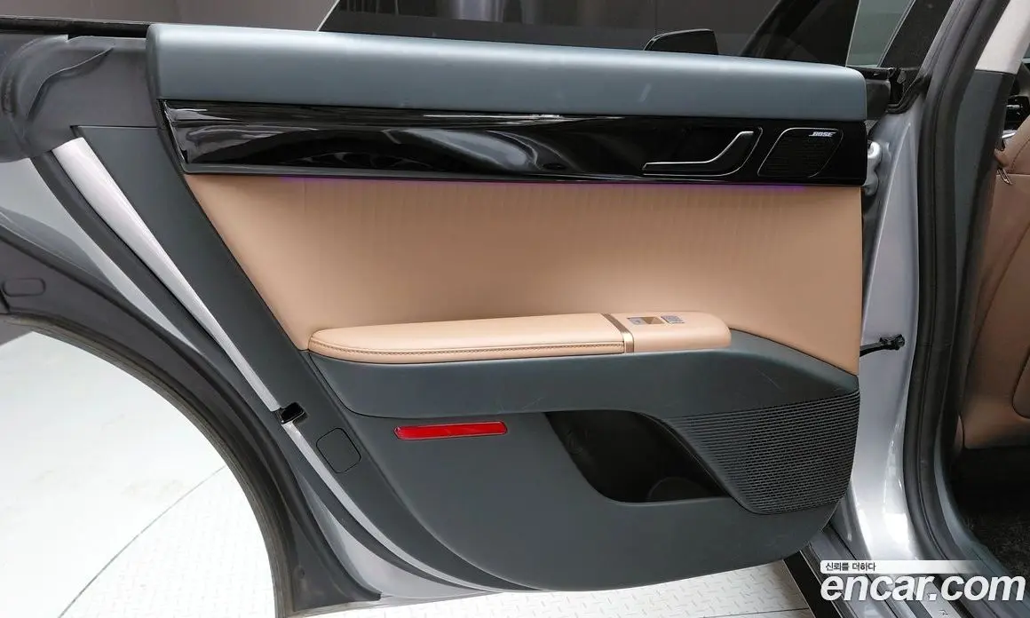 Hyundai Grandeur 2023 2.5 автомат (гидро), фото 15
