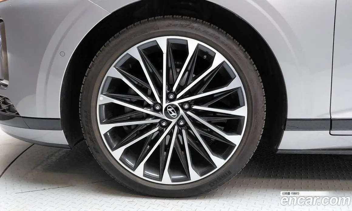 Hyundai Grandeur 2023 2.5 автомат (гидро), фото 5