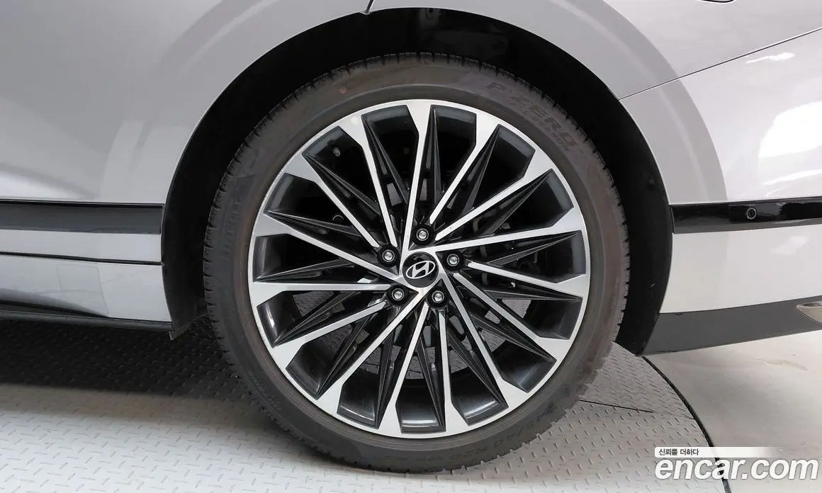 Hyundai Grandeur 2023 2.5 автомат (гидро), фото 7