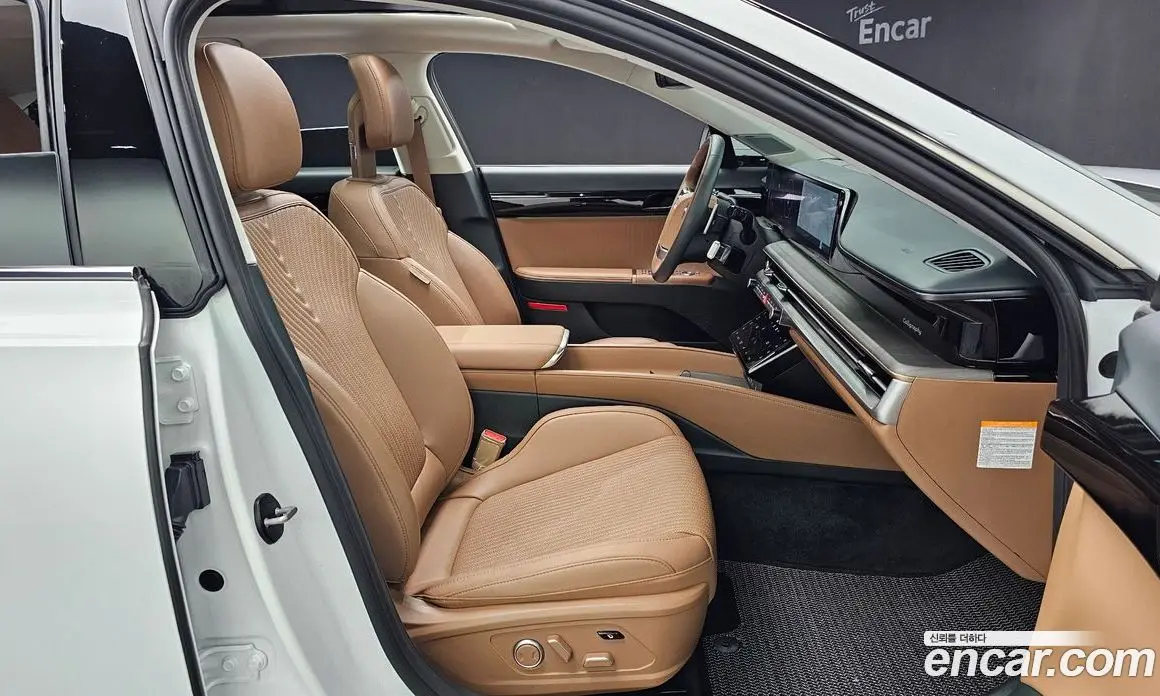 Hyundai Grandeur 2024 1.6 автомат (гидро), фото 12
