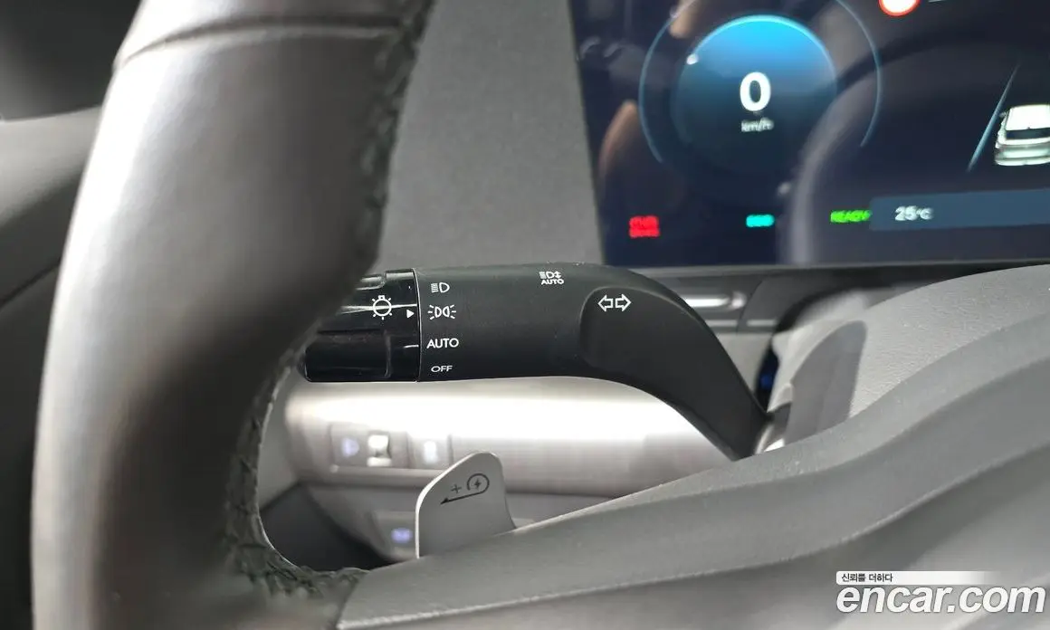 Hyundai Kona 2023 0.2 автомат (гидро), фото 27