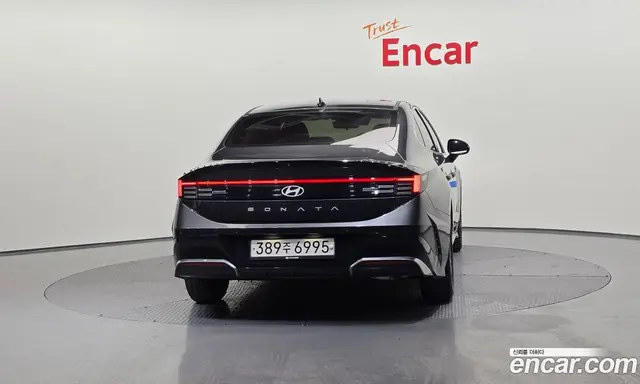 Hyundai Sonata 2024 2.0 автомат (гидро), миниатюра 4