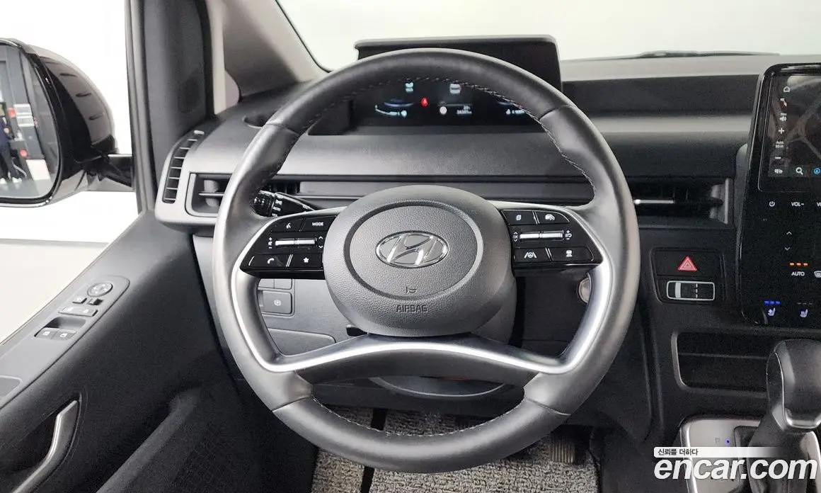 Hyundai Staria 2024 3.5 автомат (гидро), фото 20 Hyundai Staria 2024 3.5 автомат (гидро), фото 20