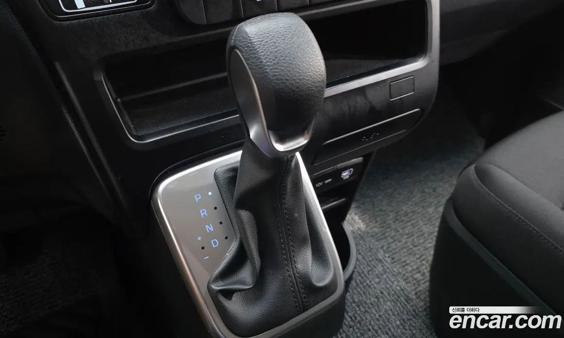 Hyundai Staria 2025 2.2 автомат (гидро), фото 9 Hyundai Staria 2025 2.2 автомат (гидро), фото 9