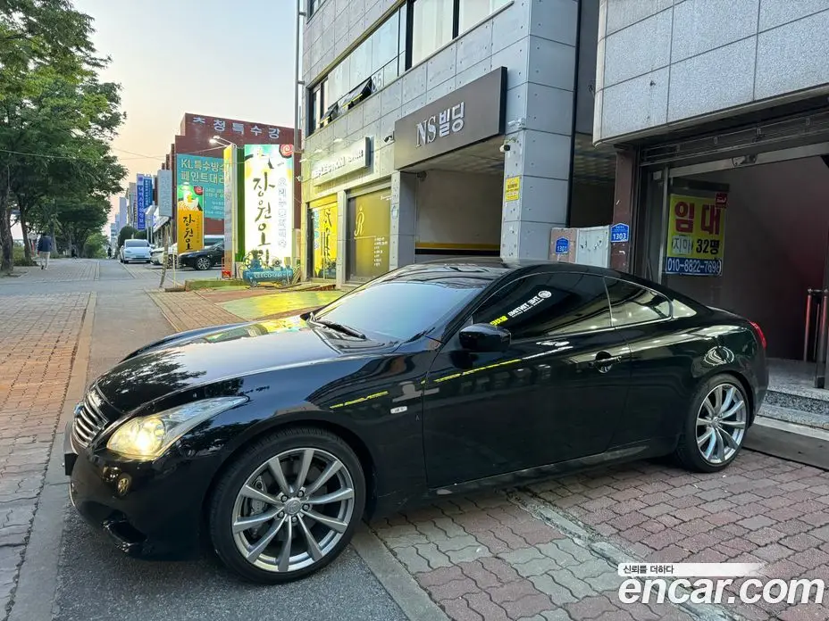 Infiniti G 2009 3.7 автомат (гидро), фото 7 Infiniti G 2009 3.7 автомат (гидро), фото 7