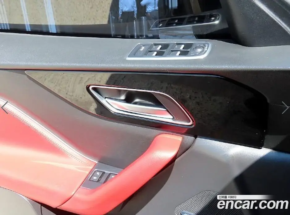 Jaguar F-Pace 2019 2.0 автомат (гидро), фото 11 Jaguar F-Pace 2019 2.0 автомат (гидро), фото 11