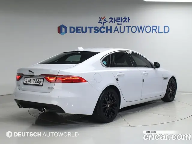 Jaguar XF 2016 3.0 автомат (гидро), миниатюра 2 Jaguar XF 2016 3.0 автомат (гидро), миниатюра 2