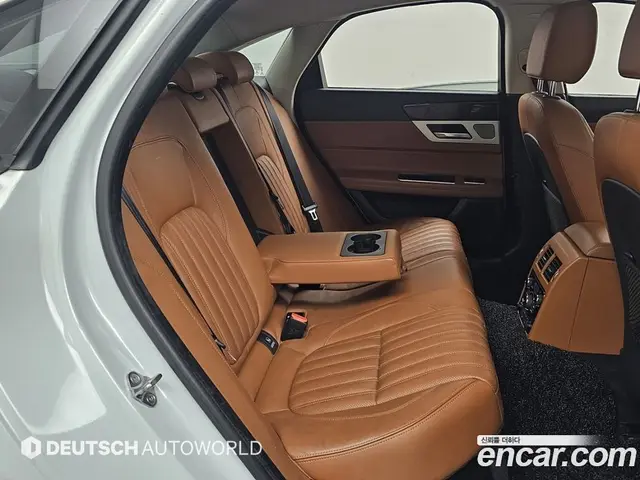 Jaguar XF 2016 3.0 автомат (гидро), миниатюра 12