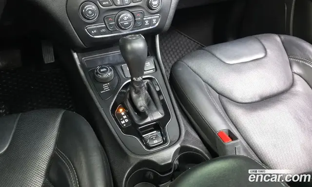 Jeep Cherokee 2021 2.4 автомат (гидро), миниатюра 12