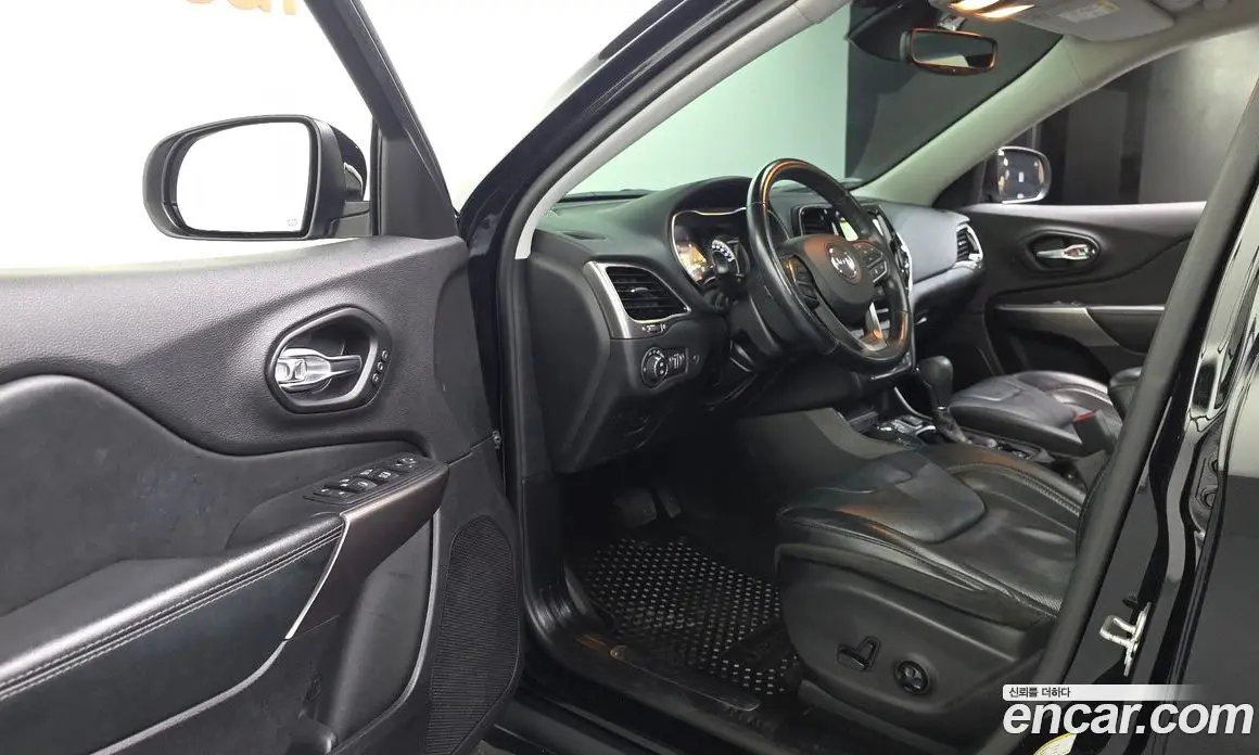Jeep Cherokee 2021 2.4 автомат (гидро), фото 13 Jeep Cherokee 2021 2.4 автомат (гидро), фото 13