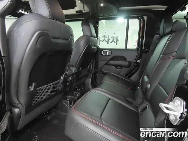 Jeep Gladiator 2025 3.6 автомат (гидро), миниатюра 6 Jeep Gladiator 2025 3.6 автомат (гидро), миниатюра 6