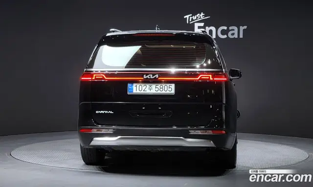 Kia Carnival 2023 2.2 автомат (гидро), миниатюра 4 Kia Carnival 2023 2.2 автомат (гидро), миниатюра 4