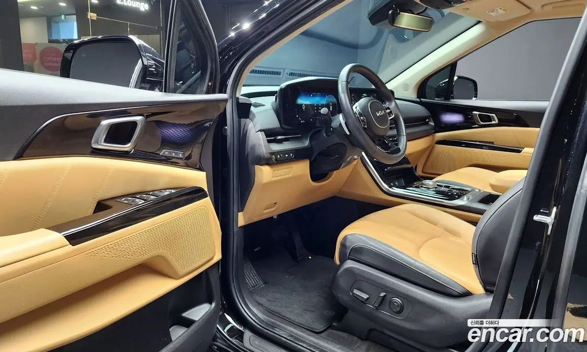 Kia Carnival 2023 2.2 автомат (гидро), фото 10 Kia Carnival 2023 2.2 автомат (гидро), фото 10