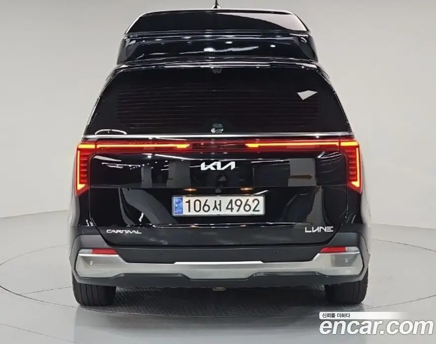 Kia Carnival 2024 3.5 автомат (гидро), фото 4 Kia Carnival 2024 3.5 автомат (гидро), фото 4