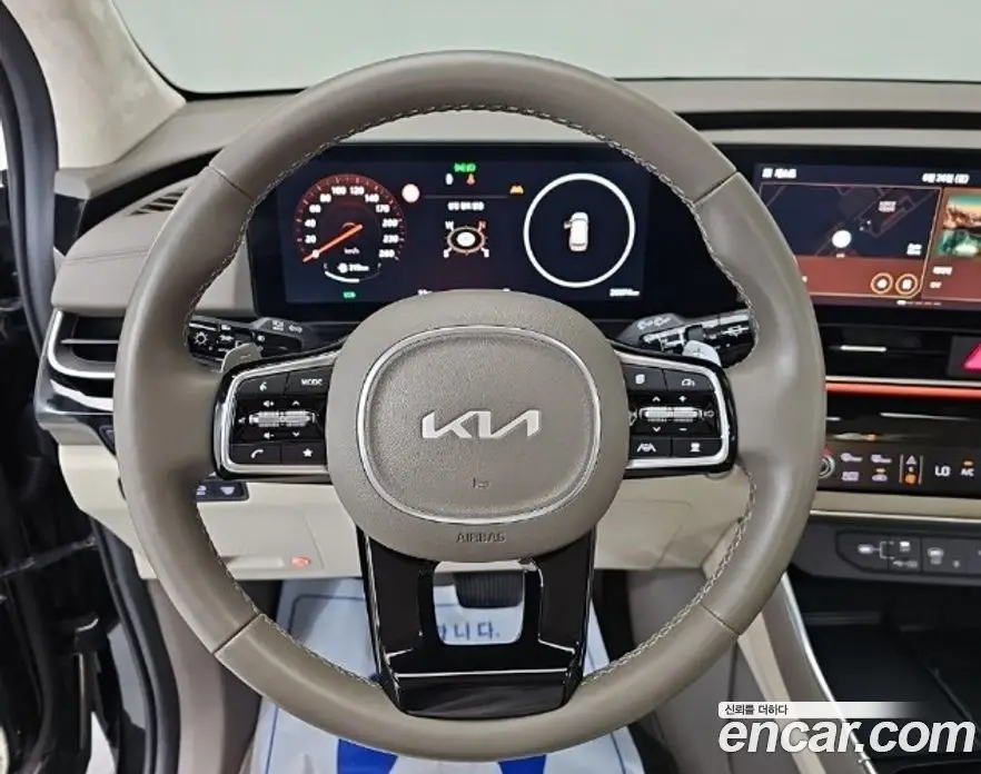 Kia Carnival 2024 3.5 автомат (гидро), фото 10 Kia Carnival 2024 3.5 автомат (гидро), фото 10