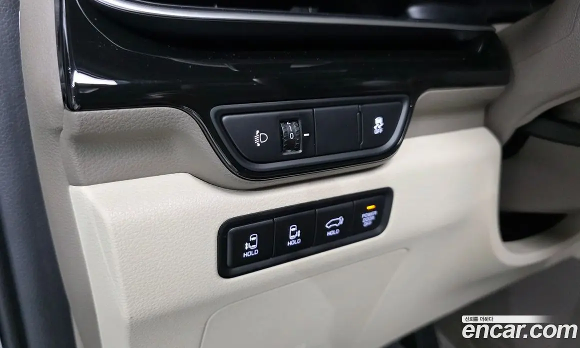 Kia Carnival 2025 2.2 автомат (гидро), фото 13