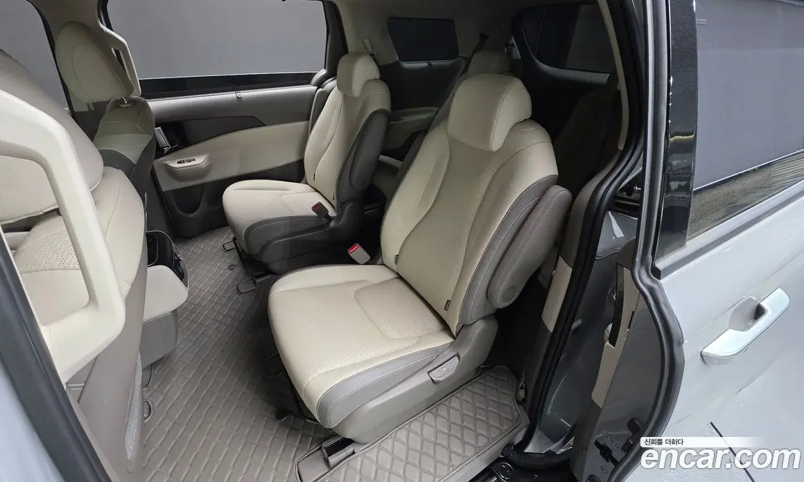 Kia Carnival 2025 2.2 автомат (гидро), фото 17