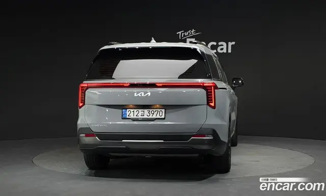 Kia Carnival 2025 2.2 автомат (гидро), миниатюра 4
