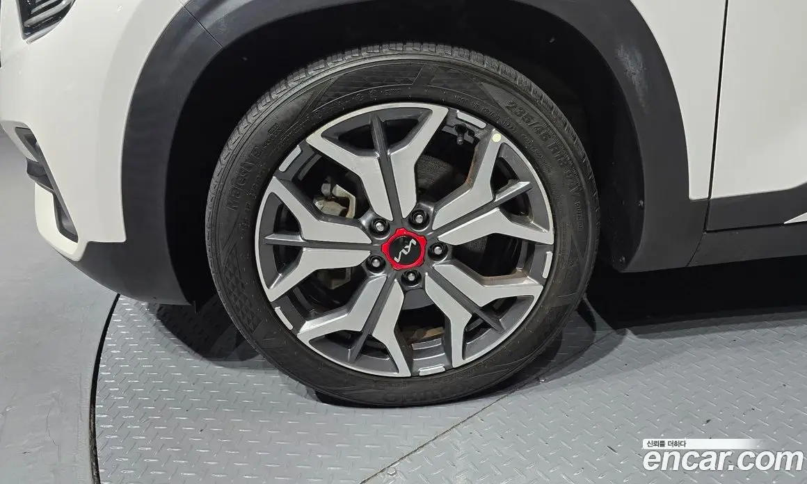 Kia Seltos 2022 1.6 автомат (гидро), фото 5