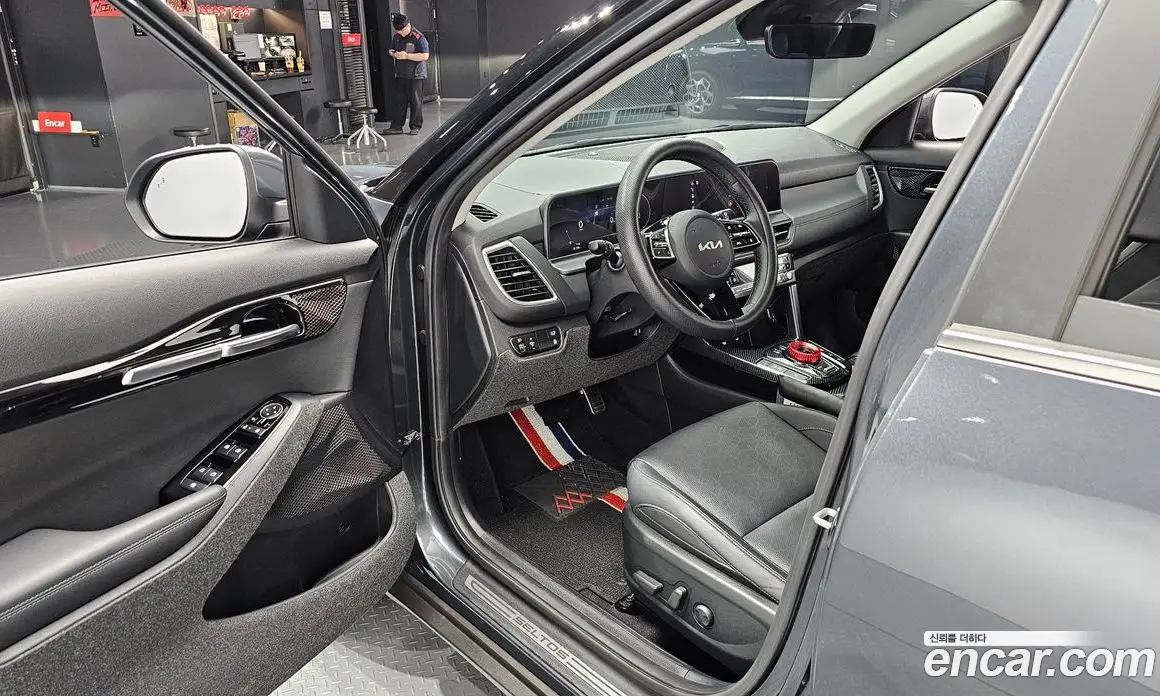 Kia Seltos 2023 1.6 автомат (гидро), фото 13
