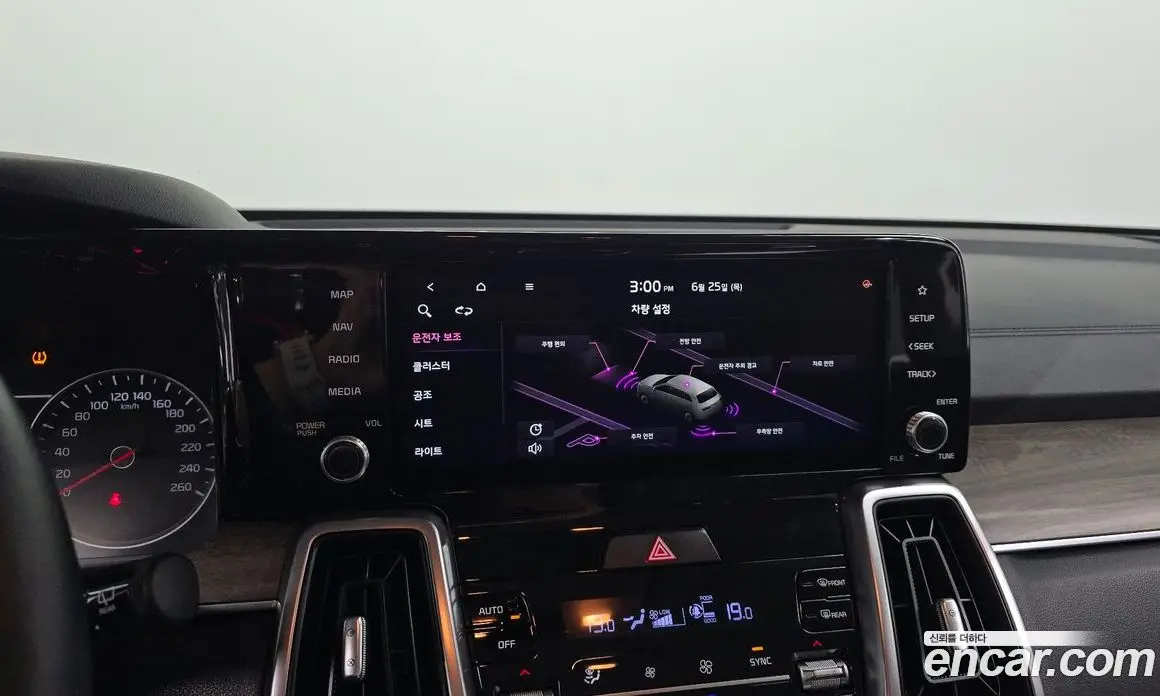 Kia Sorento 2020 2.2 автомат (гидро), фото 20