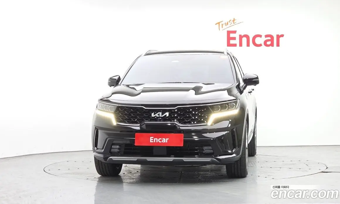 Kia Sorento 2023 2.2 автомат (гидро), фото 3