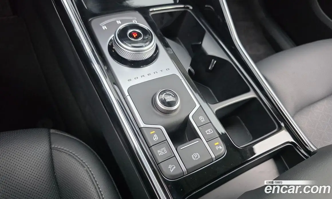 Kia Sorento 2023 2.2 автомат (гидро), фото 9