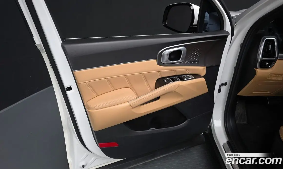 Kia Sorento 2023 1.6 автомат (гидро), фото 14 Kia Sorento 2023 1.6 автомат (гидро), фото 14