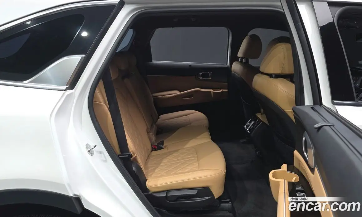 Kia Sorento 2023 1.6 автомат (гидро), фото 18 Kia Sorento 2023 1.6 автомат (гидро), фото 18