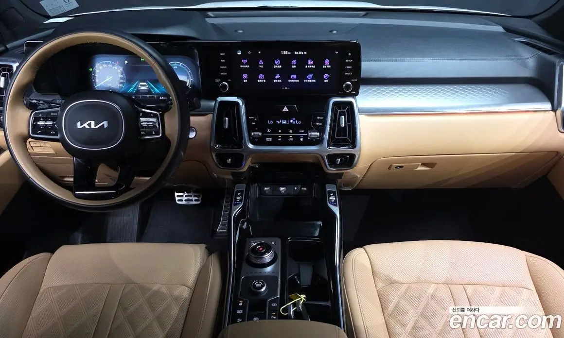 Kia Sorento 2023 1.6 автомат (гидро), фото 10 Kia Sorento 2023 1.6 автомат (гидро), фото 10
