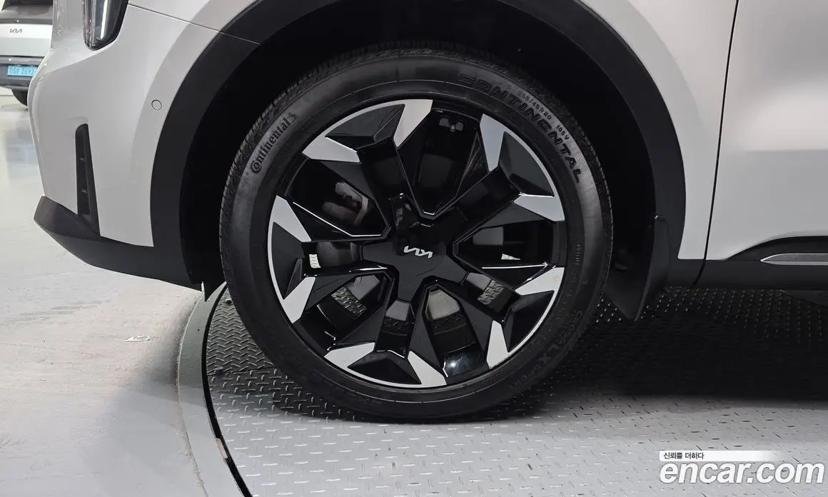 Kia Sorento 2025 2.5 автомат (гидро), фото 5 Kia Sorento 2025 2.5 автомат (гидро), фото 5