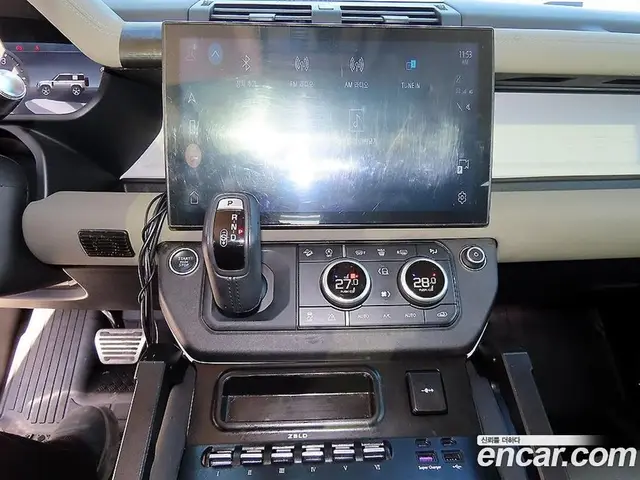 Land Rover Defender 2021 3.0 автомат (гидро), миниатюра 12