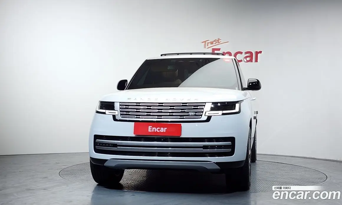 Land Rover Range Rover 2025 3.0 автомат (гидро), фото 3