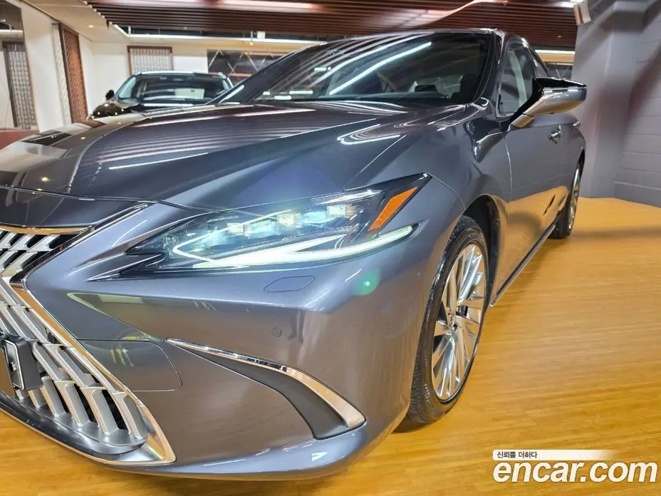 Lexus ES 2025 2.5 автомат (вариатор), фото 16 Lexus ES 2025 2.5 автомат (вариатор), фото 16