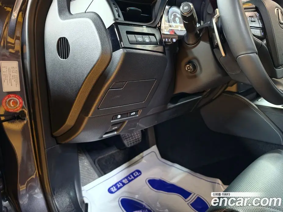 Lexus ES 2025 2.5 автомат (вариатор), фото 18 Lexus ES 2025 2.5 автомат (вариатор), фото 18