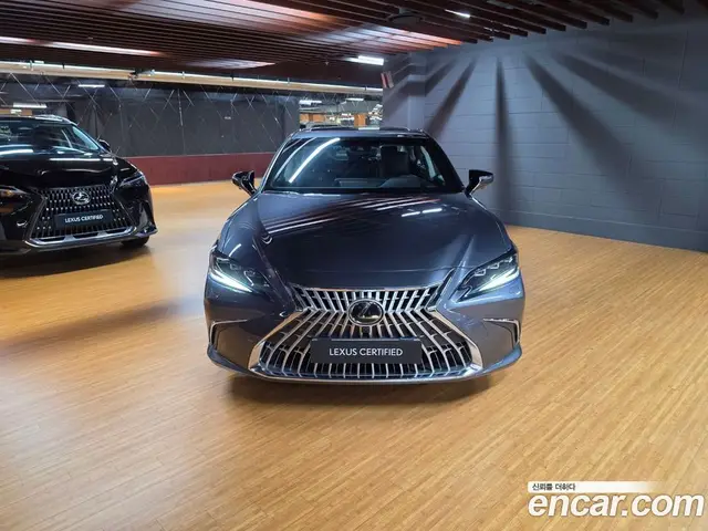 Lexus ES 2025 2.5 автомат (вариатор), миниатюра 3 Lexus ES 2025 2.5 автомат (вариатор), миниатюра 3