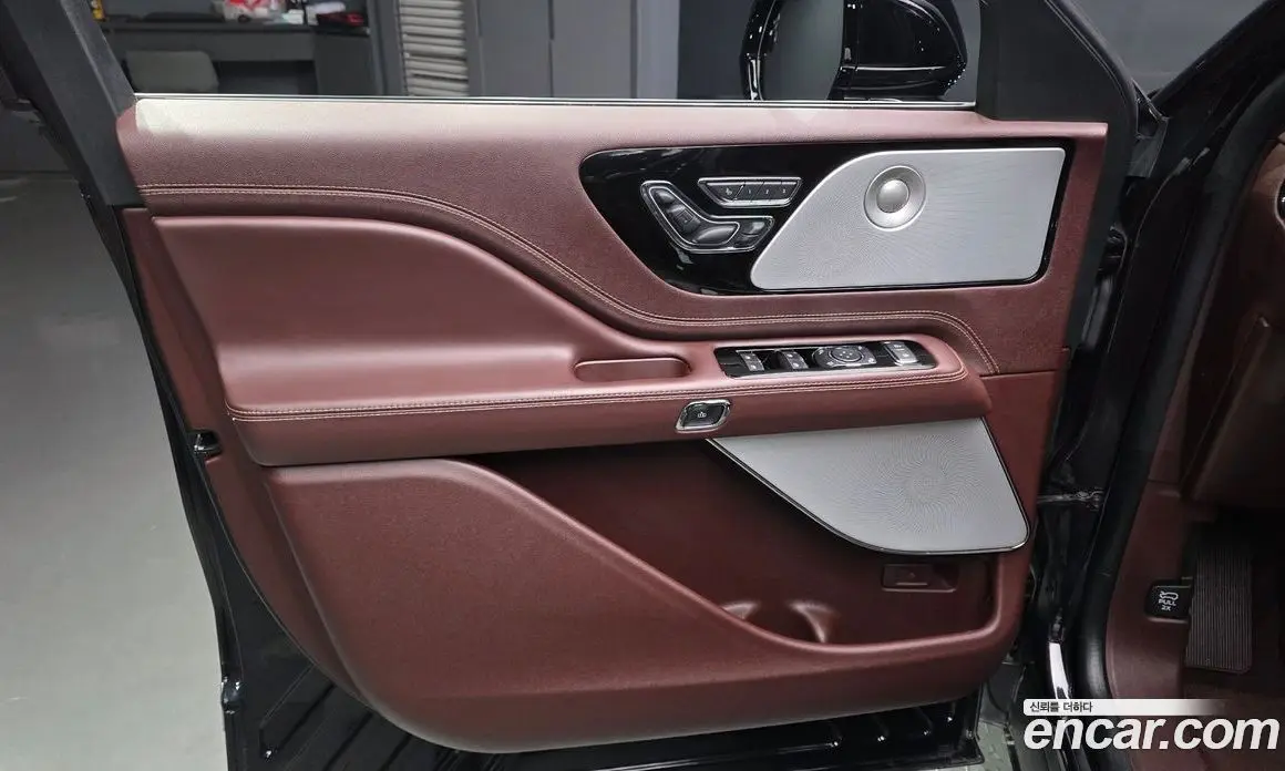 Lincoln Aviator 2023 3.0 автомат (гидро), фото 13 Lincoln Aviator 2023 3.0 автомат (гидро), фото 13