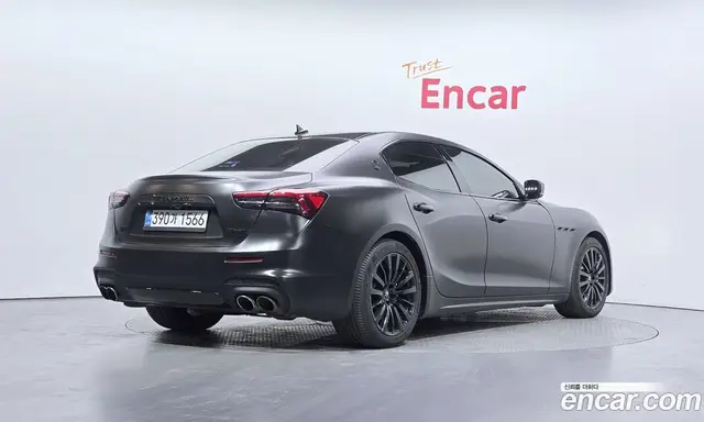 Maserati Ghibli 2016 3.0 автомат (гидро), миниатюра 2 Maserati Ghibli 2016 3.0 автомат (гидро), миниатюра 2