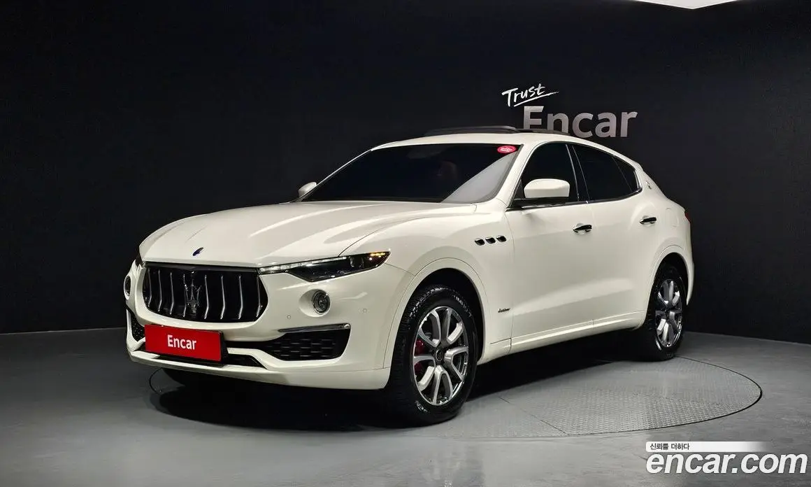 Maserati Levante 2020 3.0 автомат (гидро), фото 1 Maserati Levante 2020 3.0 автомат (гидро), фото 1