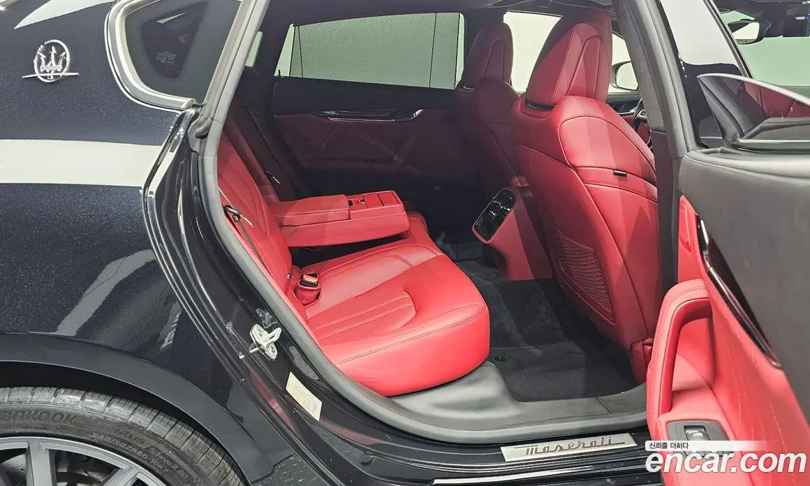 Maserati Quattroporte 2020 3.0 автомат (гидро), фото 12 Maserati Quattroporte 2020 3.0 автомат (гидро), фото 12