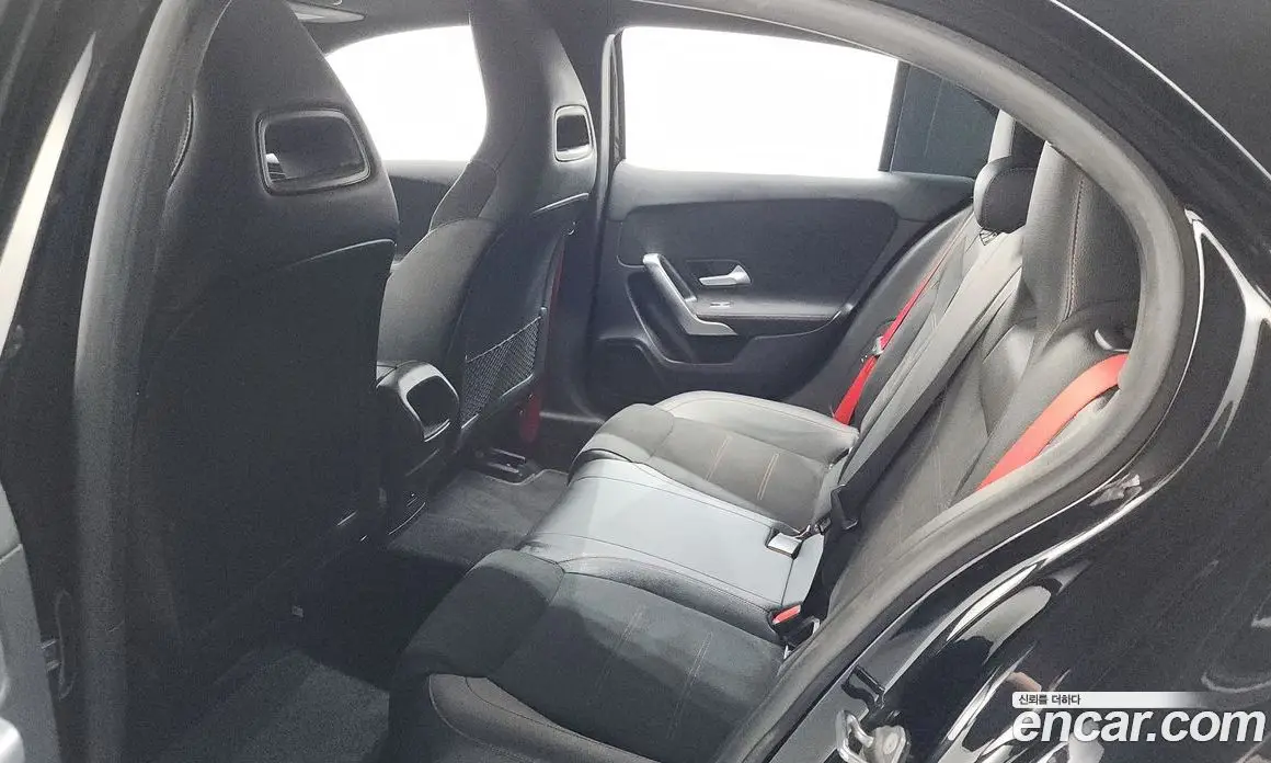 Mercedes-Benz A-Class 2021 2.0 автомат (гидро), фото 26